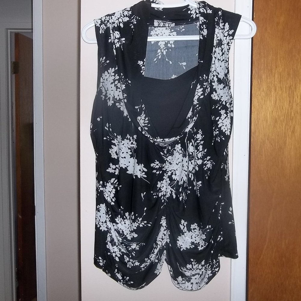 Cowl neck sleeveless shirt